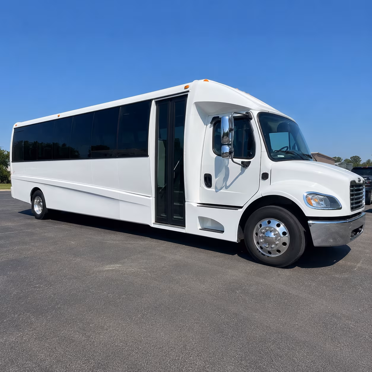 corporate airport transfer buses to john wayne airport sna and lax